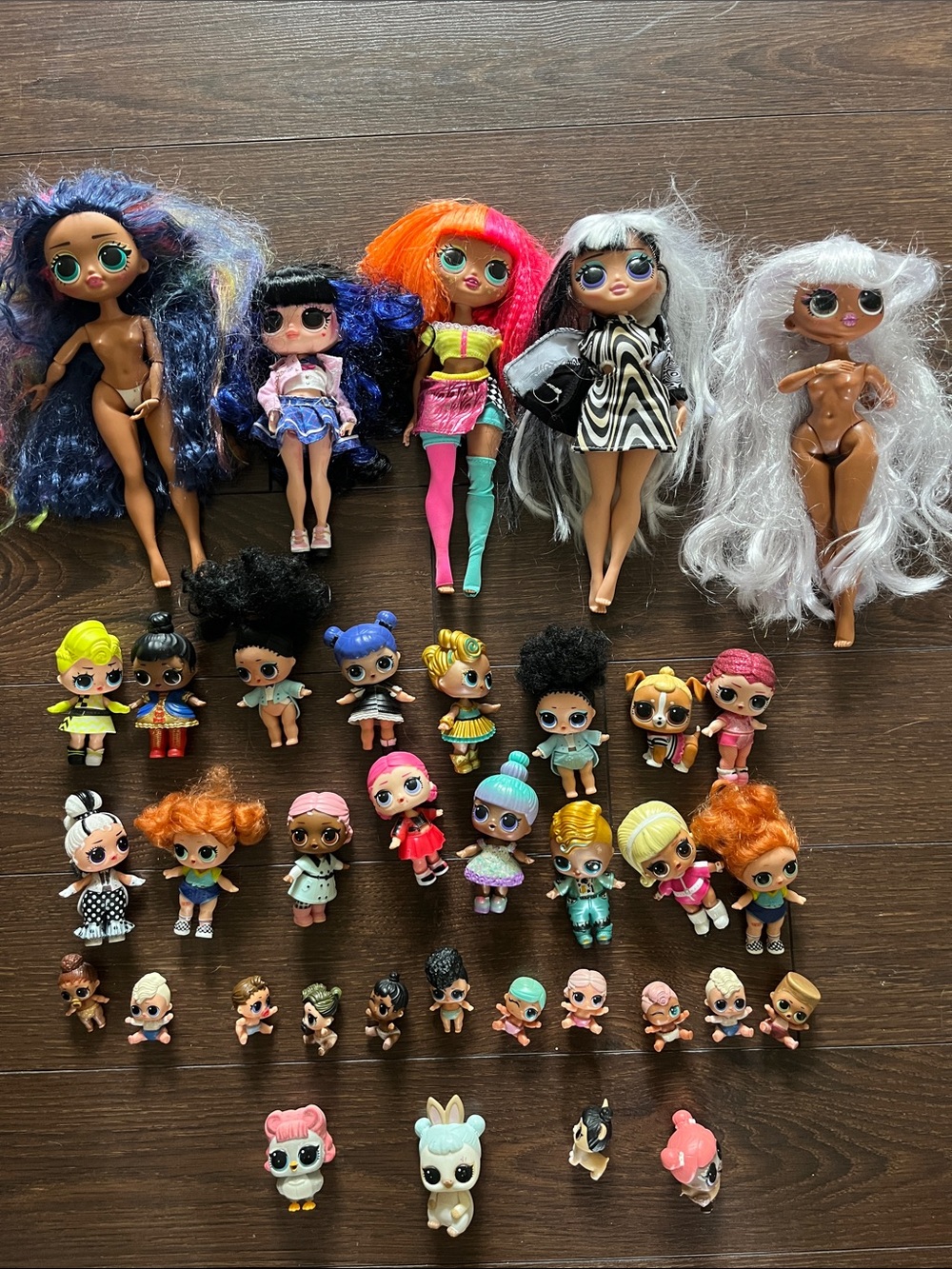 LOL surprise dolls lot